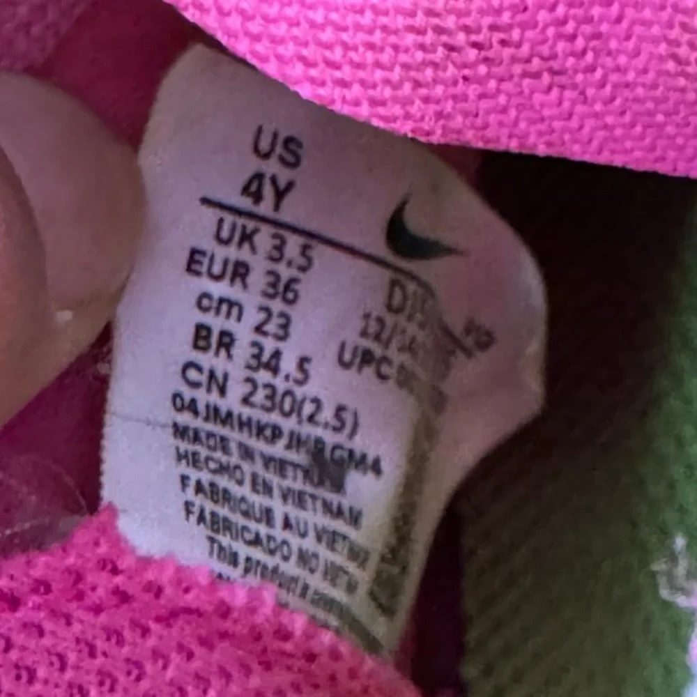 Nike Kid's‎ Pink and Green Athletic Shoes Size 4Y